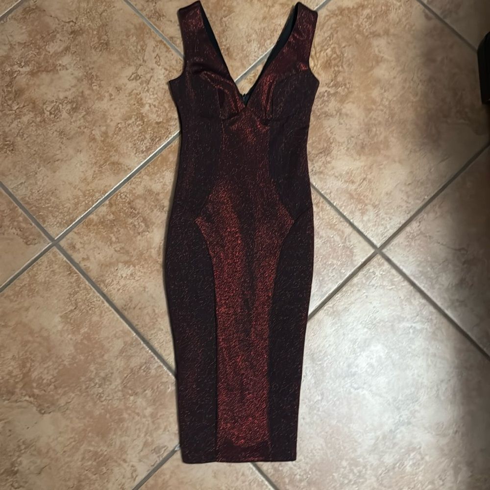 City goddess, London dress